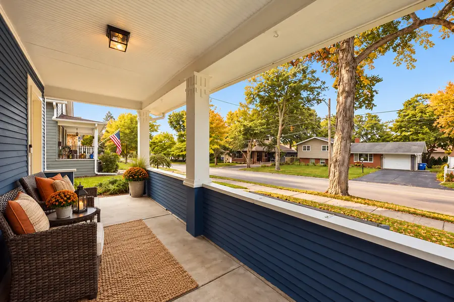 602 S 5th Avenue, Saint Charles, IL 60174 - #2