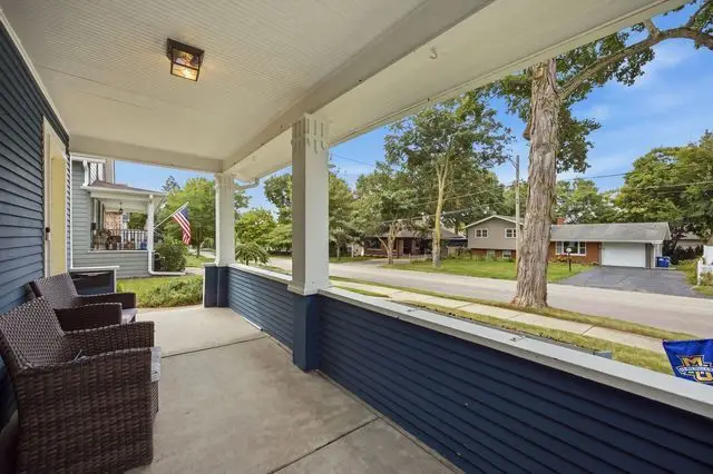 602 S 5th Avenue, Saint Charles, IL 60174 - #3