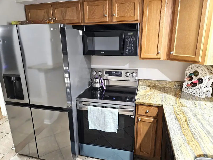 1354 E Washington Street #102, Des Plaines, IL 60016 - #3