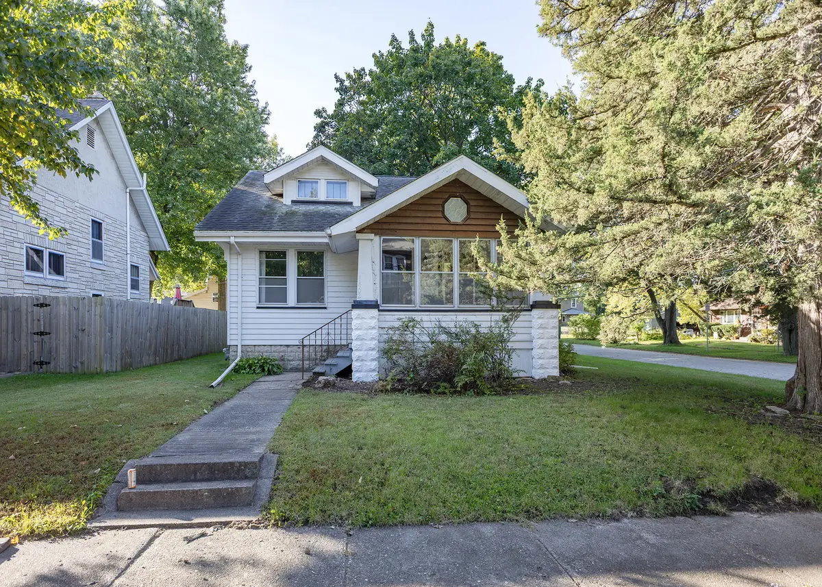 1402 28th Avenue, Moline, IL 61265 - #1