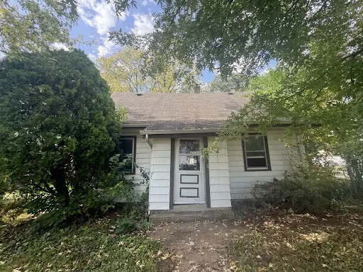 7534 Latrobe Avenue, Burbank, IL 60459