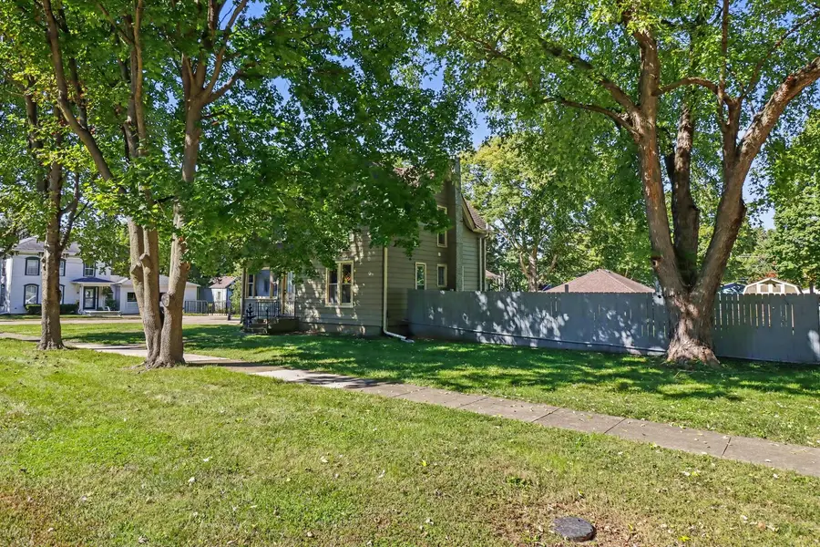 330 Pleasant Street, Sheridan, IL 60551 - #3