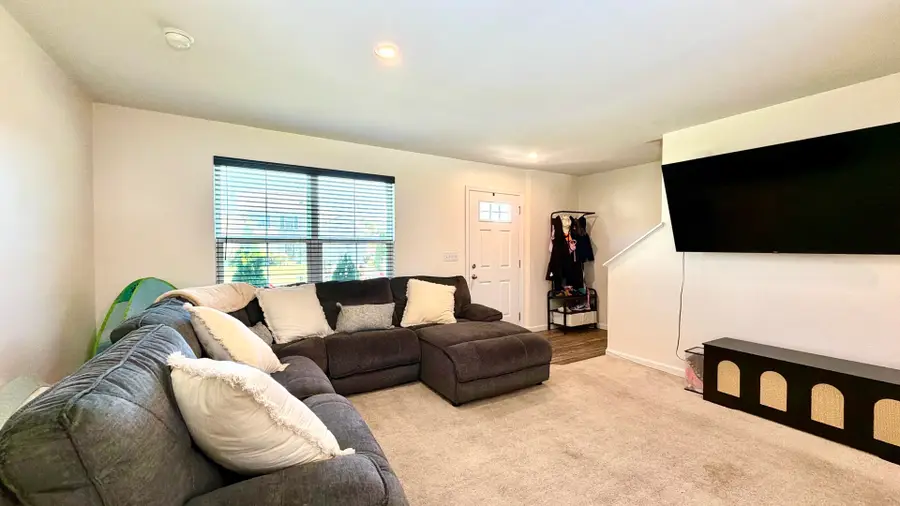 1907 Carriage Lane, Joliet, IL 60433 - #2