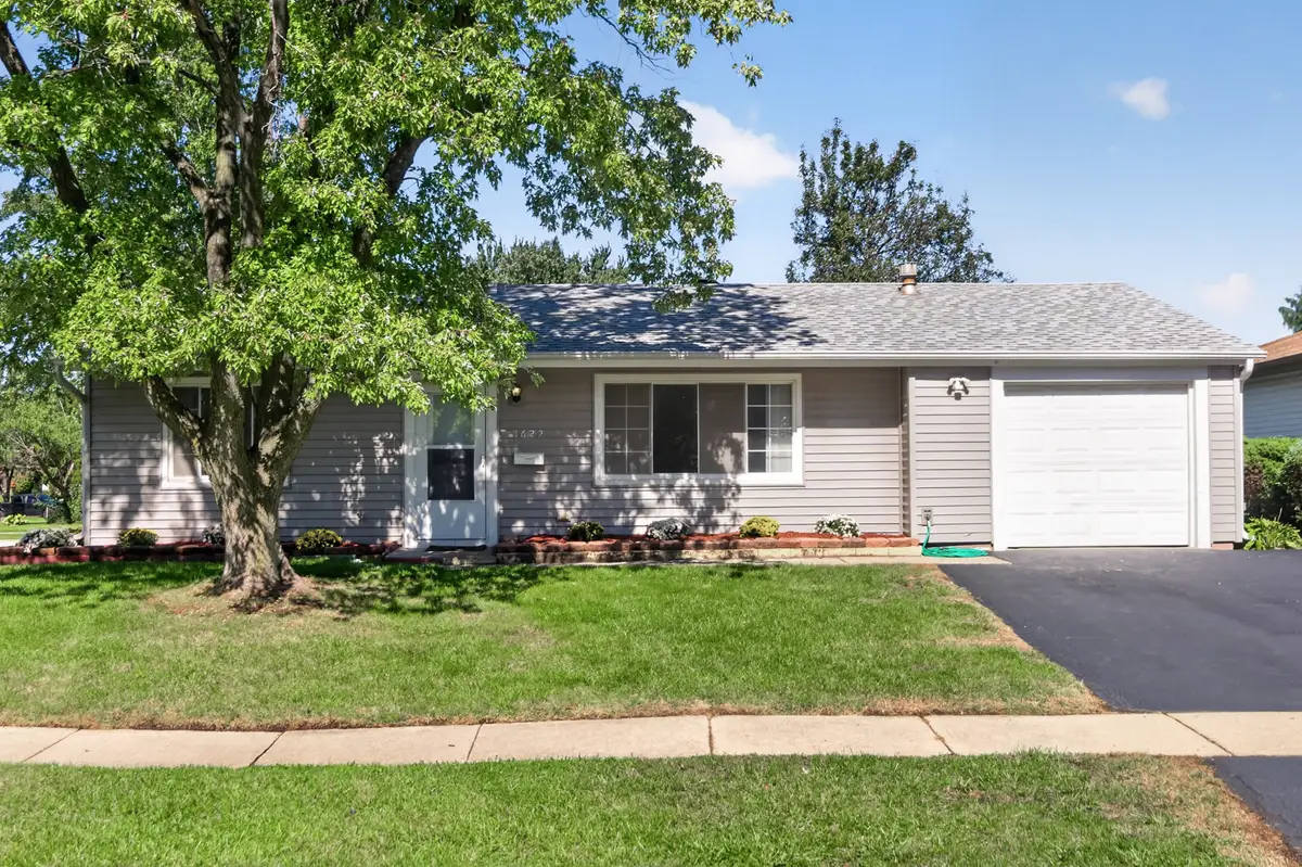 1622 W Celebrity Circle, Hanover Park, IL 60133 - #1
