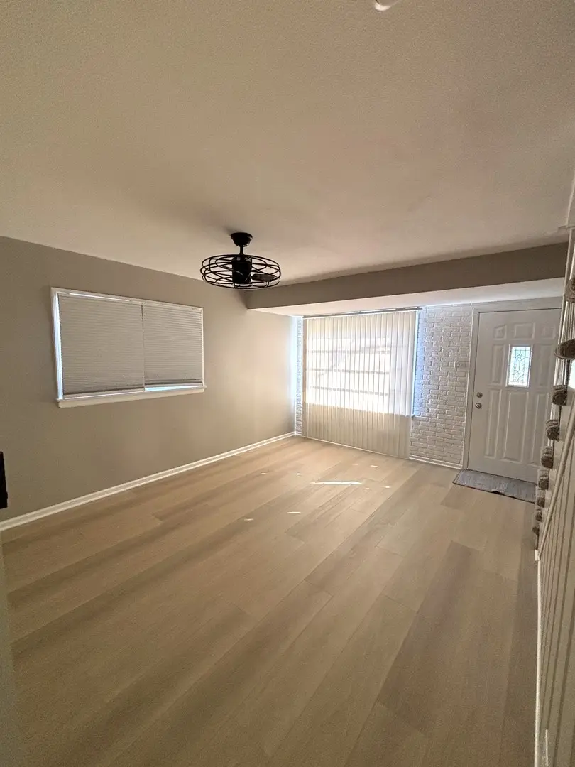 8204 Austin Avenue, Burbank, IL 60459 - #2