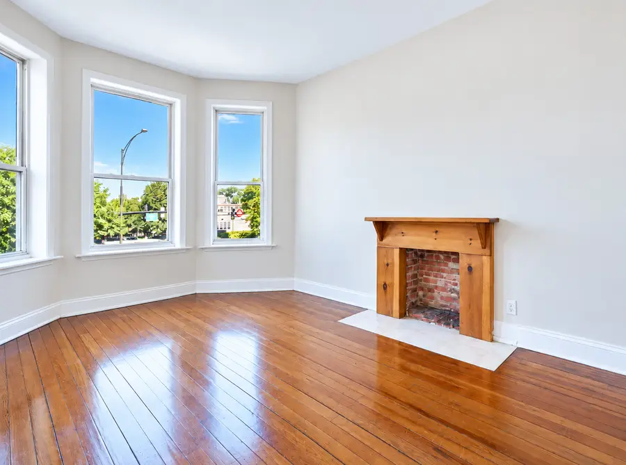 901 S Sacramento Boulevard, Chicago, IL 60612 - #3