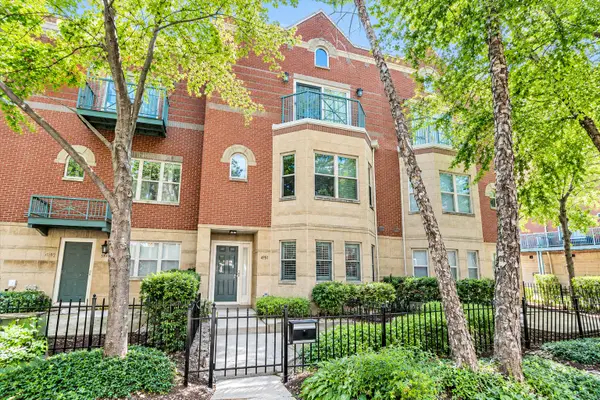 4530 S Woodlawn Avenue #305, Chicago, IL 60653