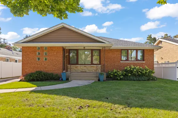 1944 Stratford Avenue, Westchester, IL 60154