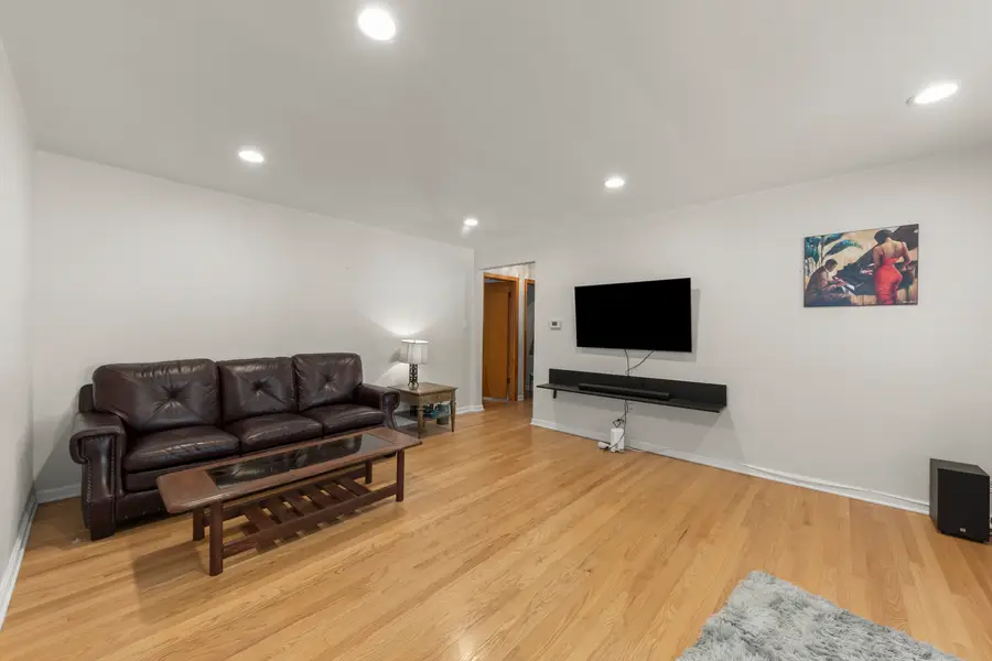 1944 Stratford Avenue, Westchester, IL 60154 - #3