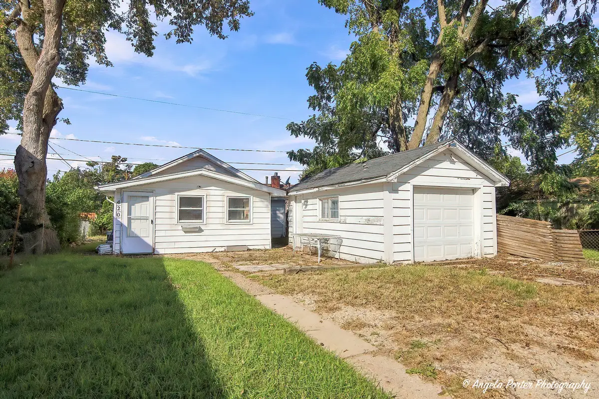 420 Washington Park, Waukegan, IL 60085 - #1