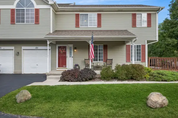 121 Village Creek Drive #121, Lake In The Hills, IL 60156