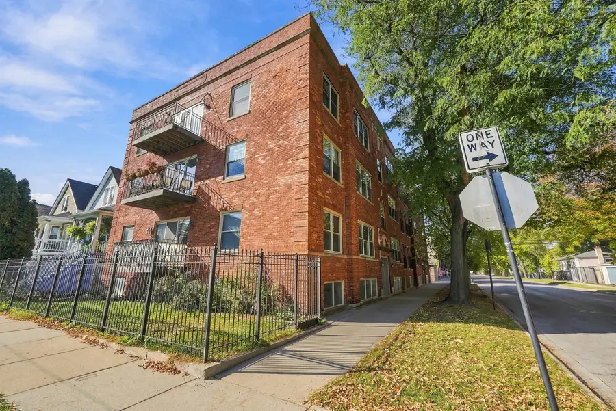 3435 W Berteau #3B, Chicago, IL 60618 - #3