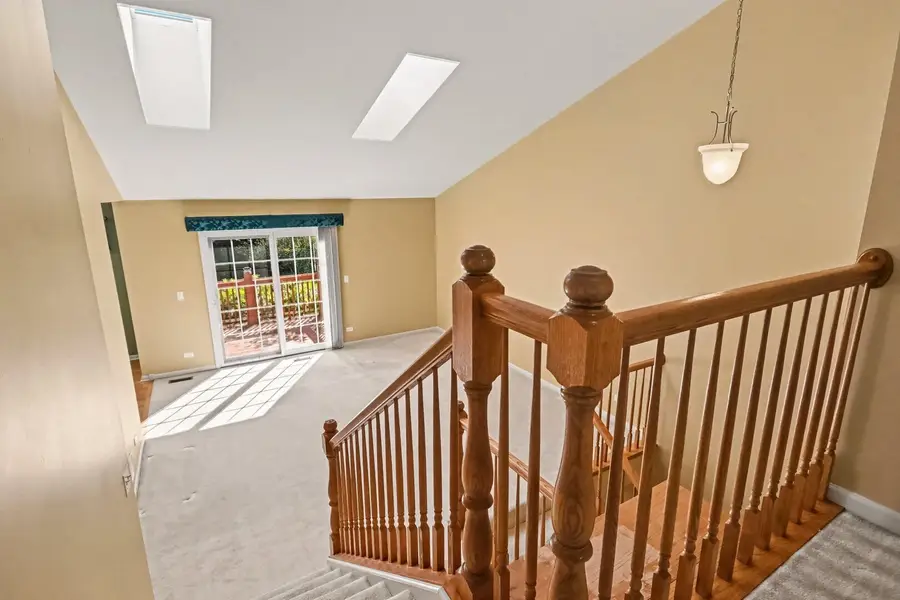 1392 Prairie View Parkway, Cary, IL 60013 - #3