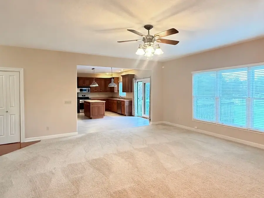 102 E Sapphire Lane, Long Grove, IA 52756 - #3
