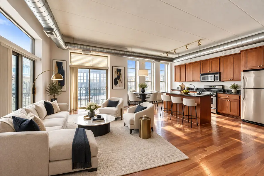 1919 S Michigan Avenue #302, Chicago, IL 60616 - #2