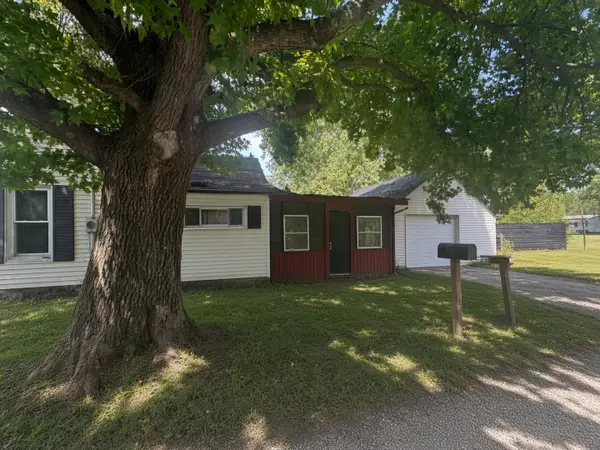 207 South Street, Coffeen, IL 62017