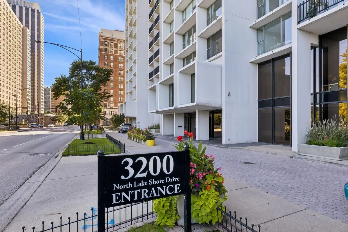 3200 N Lake Shore Drive #2402, Chicago, IL 60657 - #1