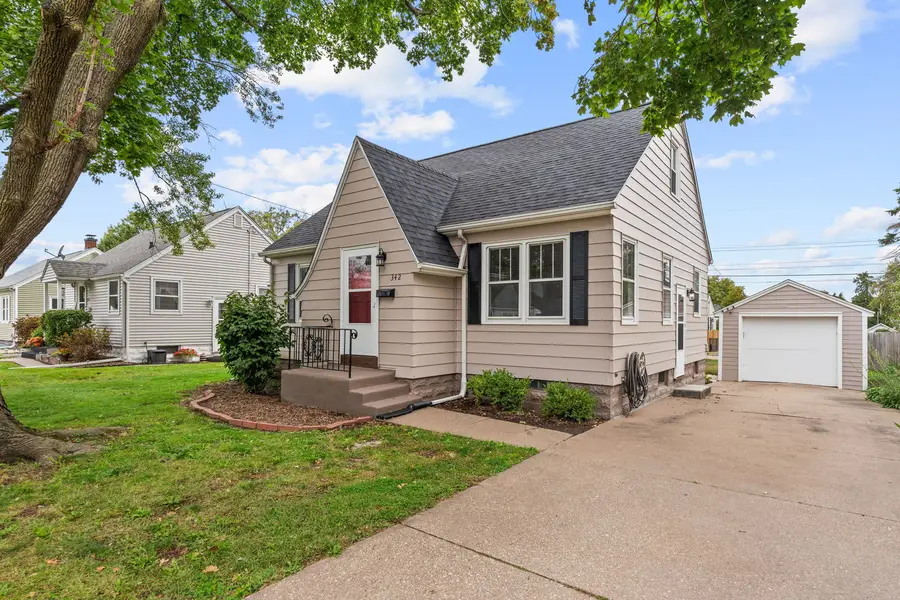 342 W 29th Street, Davenport, IA 52803 - #2