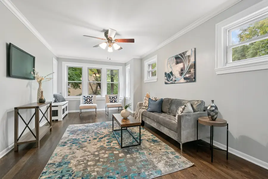 3701 W Cullom Avenue #2B, Chicago, IL 60618 - #3