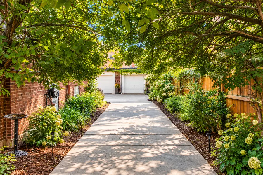 7225-27 S Yates Boulevard, Chicago, IL 60649 - #3