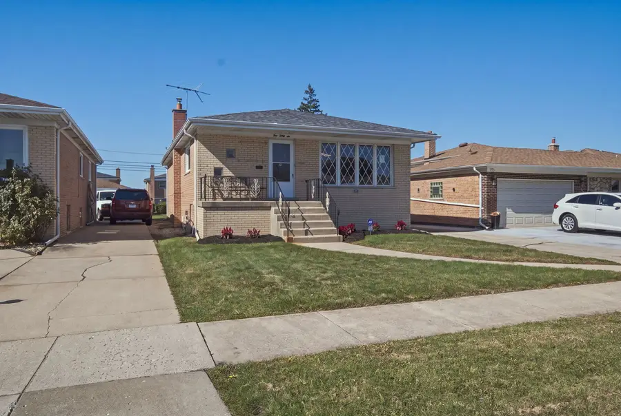 536 Muskegon Avenue, Calumet City, IL 60409 - #3