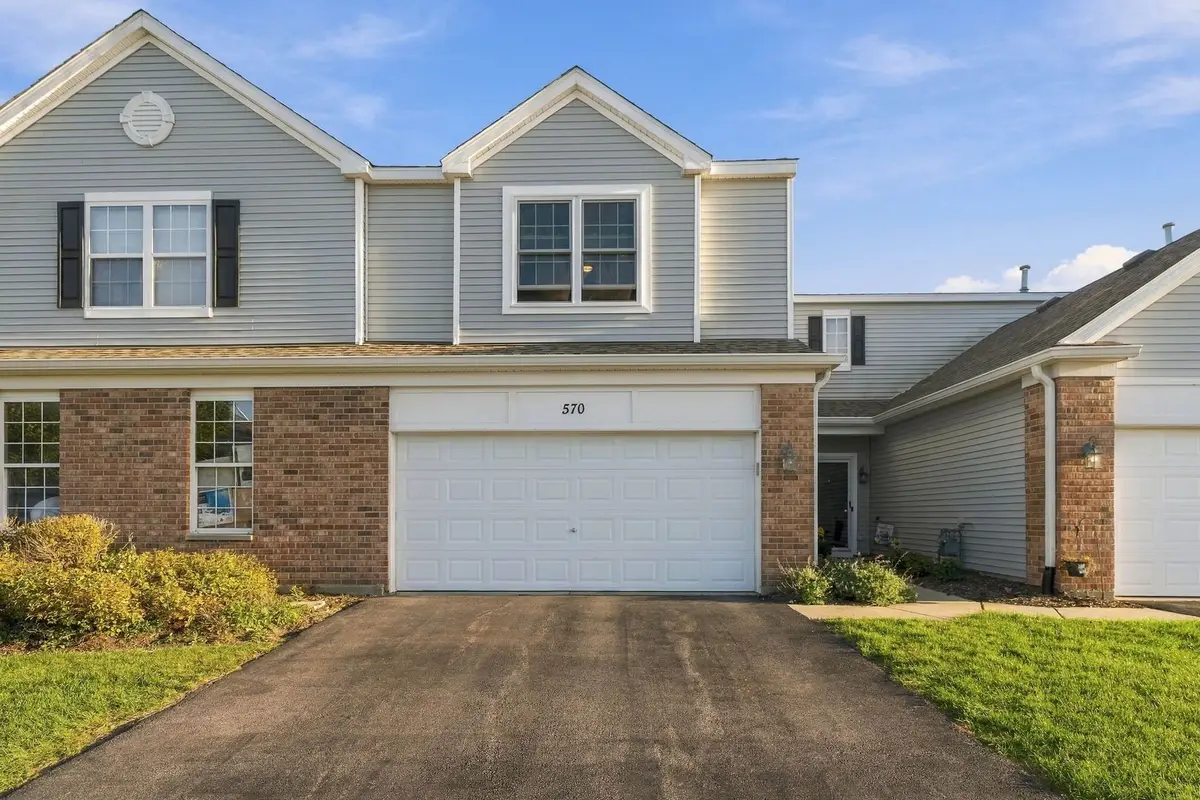 570 Springbrook Trail N, Oswego, IL 60543 - #1