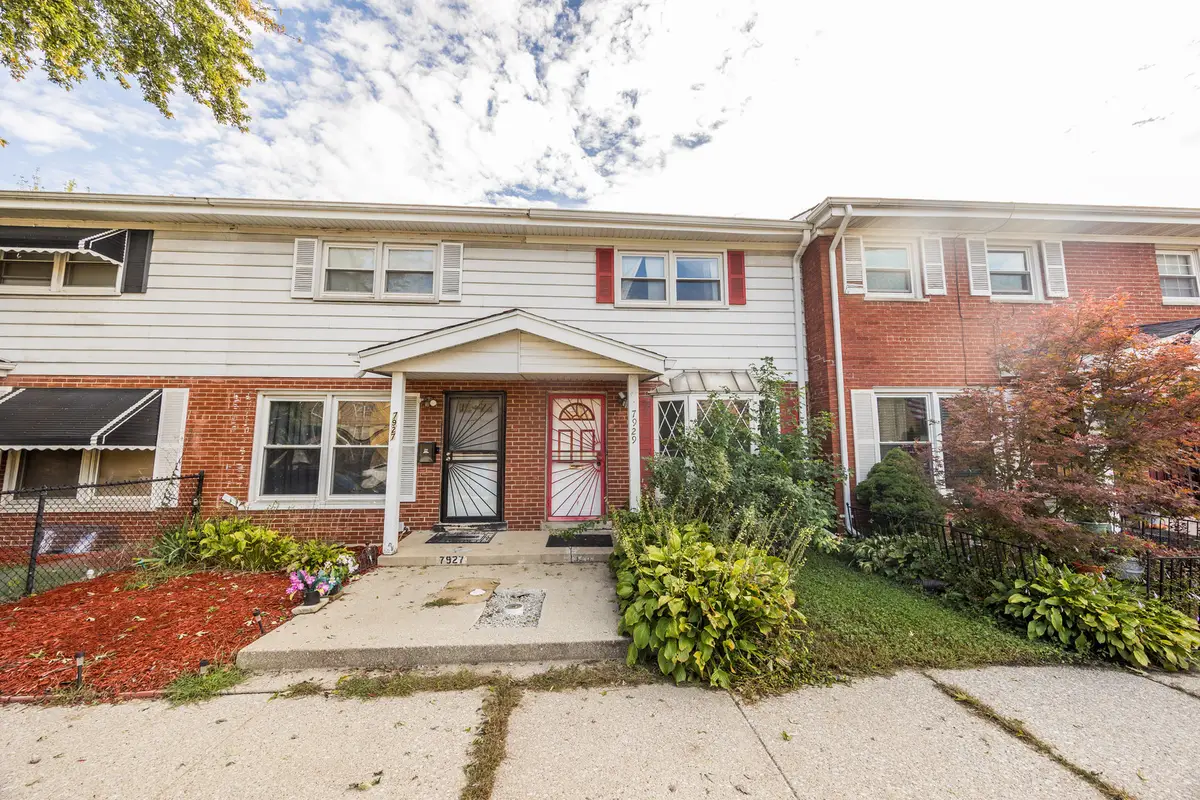 7929 S Greenwood Avenue, Chicago, IL 60619 - #1