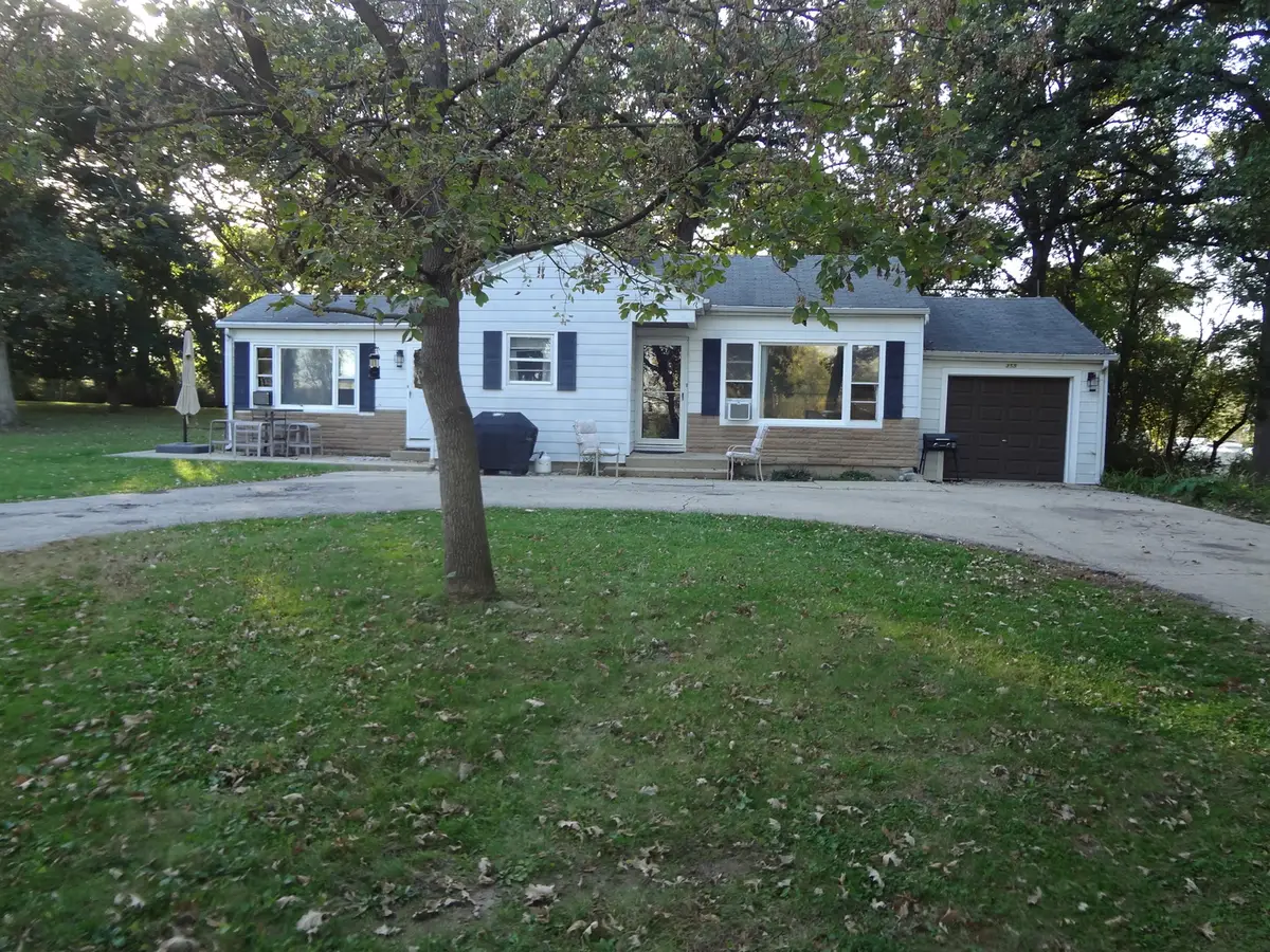 22206 N Kelsey Road, Lake Barrington, IL 60010 - #1