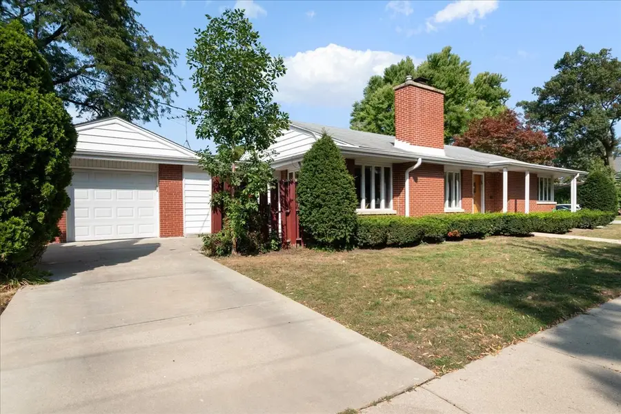 3902 Greenleaf Street, Skokie, IL 60076 - #2