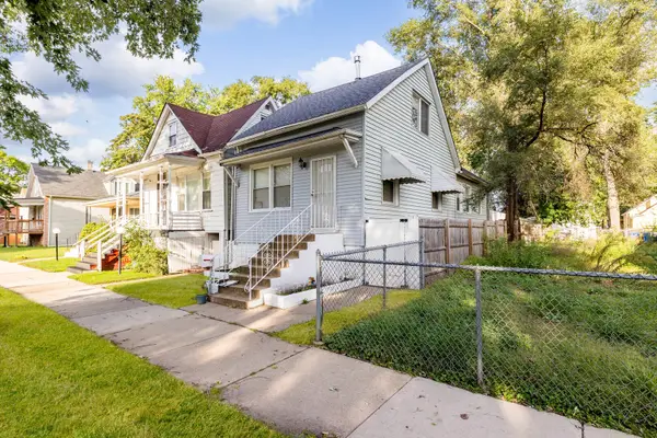8031 S Woodlawn Avenue, Chicago, IL 60619