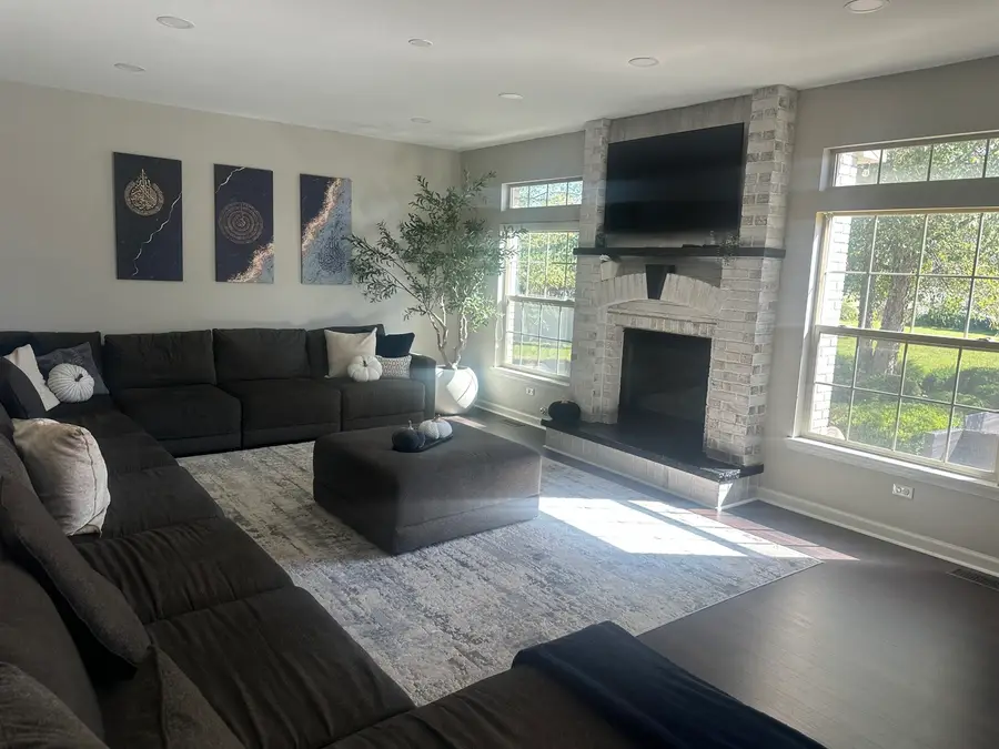 1690 Edmonds Avenue, New Lenox, IL 60451 - #3