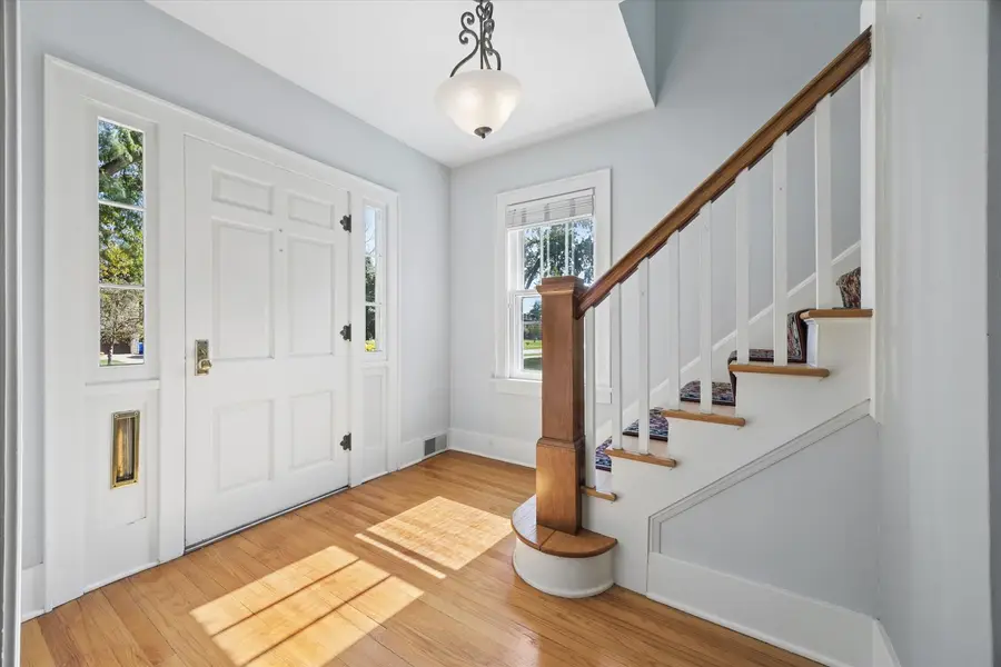808 Howard Street, Wheaton, IL 60187 - #3