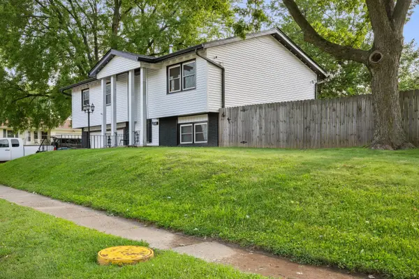 1810 15th Street, Silvis, IL 61282