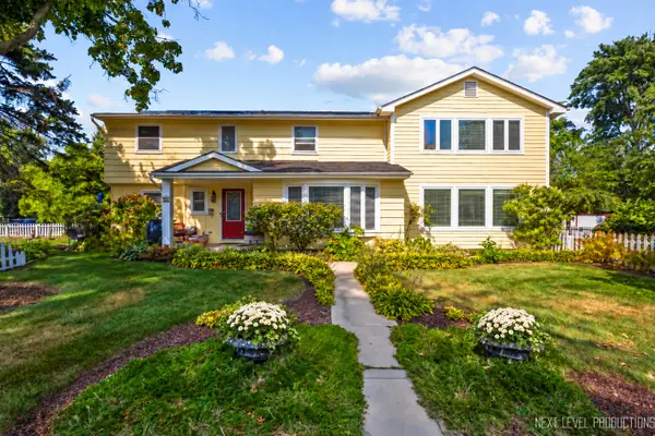 83 N Park Boulevard, Glen Ellyn, IL 60137