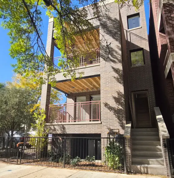 4928 N Damen Avenue #3, Chicago, IL 60625