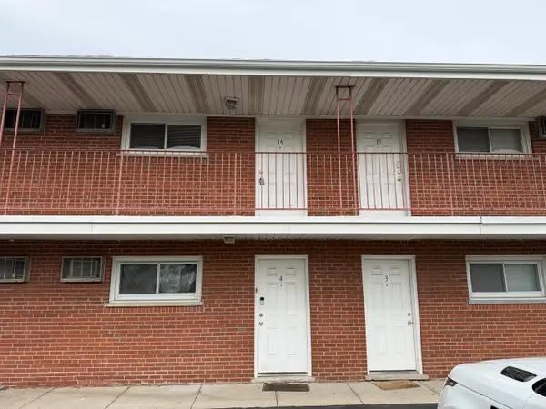 145 Dover Drive #14, Des Plaines, IL 60018