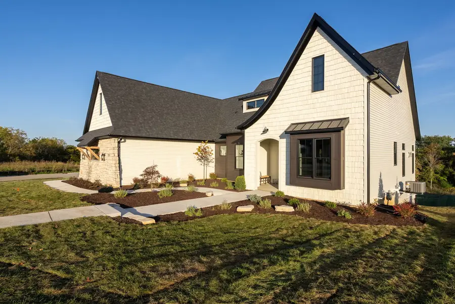 7175 Spring Creek Drive, Bettendorf, IA 52722 - #3