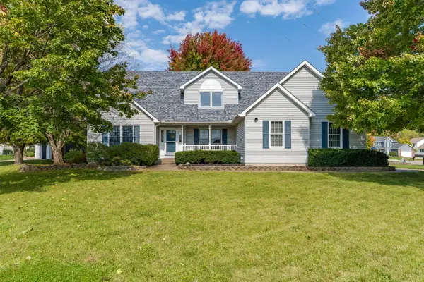 4008 Raleigh Avenue, Bettendorf, IA 52722