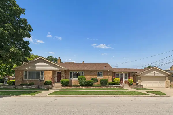 2928 W 92nd Street, Evergreen Park, IL 60805