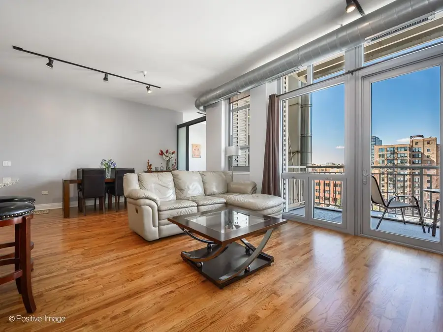 770 W Gladys Avenue #706, Chicago, IL 60661 - #3