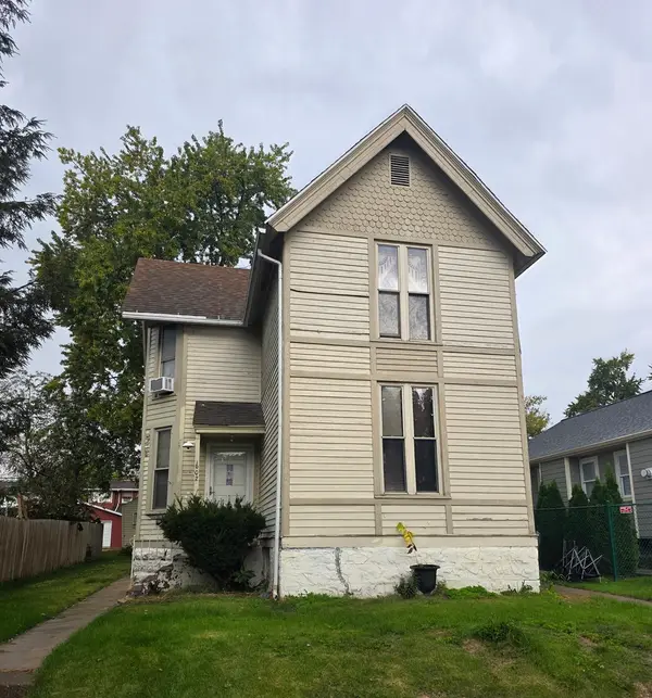 602 Kenilworth Court, Clinton, IA 52732