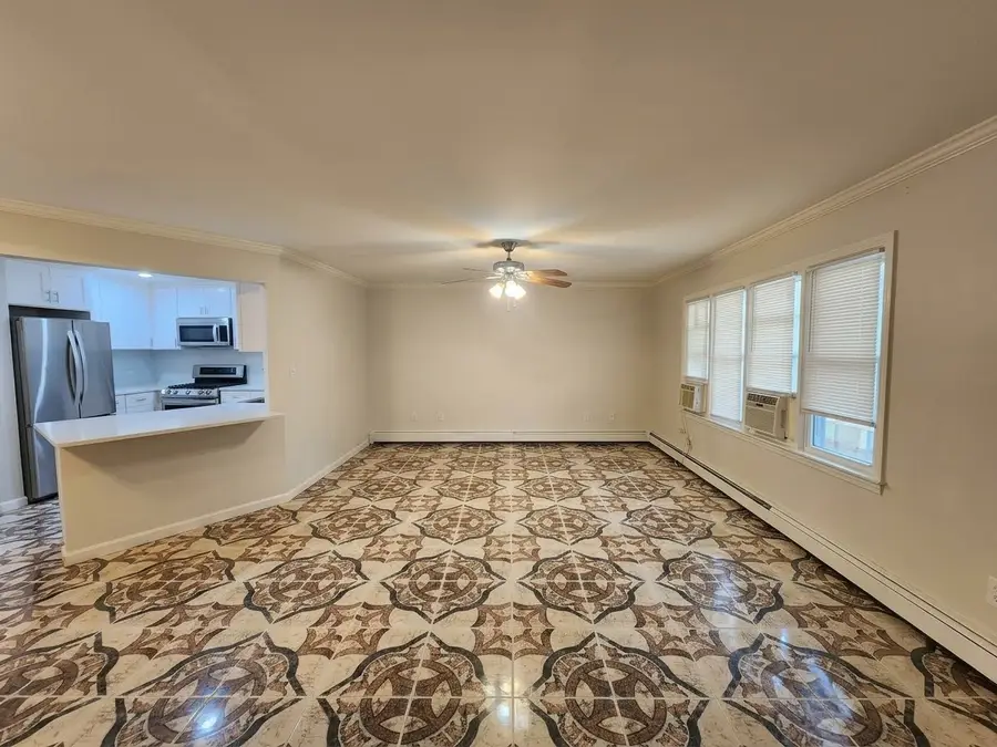 1107 E Algonquin Road #16, Arlington Heights, IL 60005 - #3