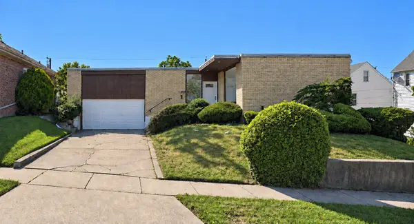 9324 S Forest Avenue, Chicago, IL 60619