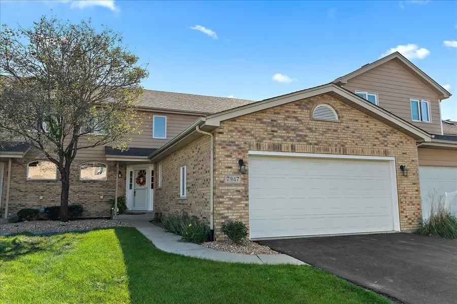 7947 Richardson Lane, Tinley Park, IL 60487 - #2