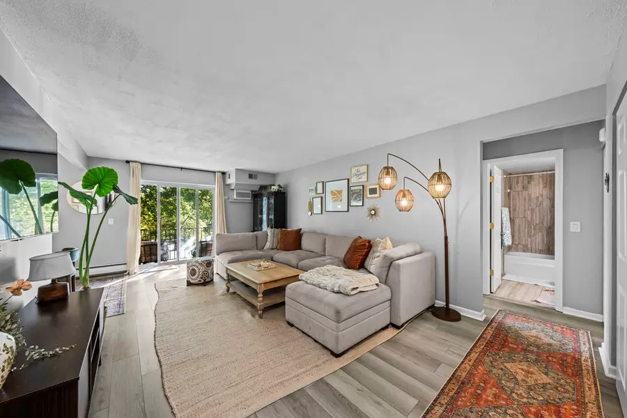 1215 N Waterman Avenue #3C, Arlington Heights, IL 60004 - #2