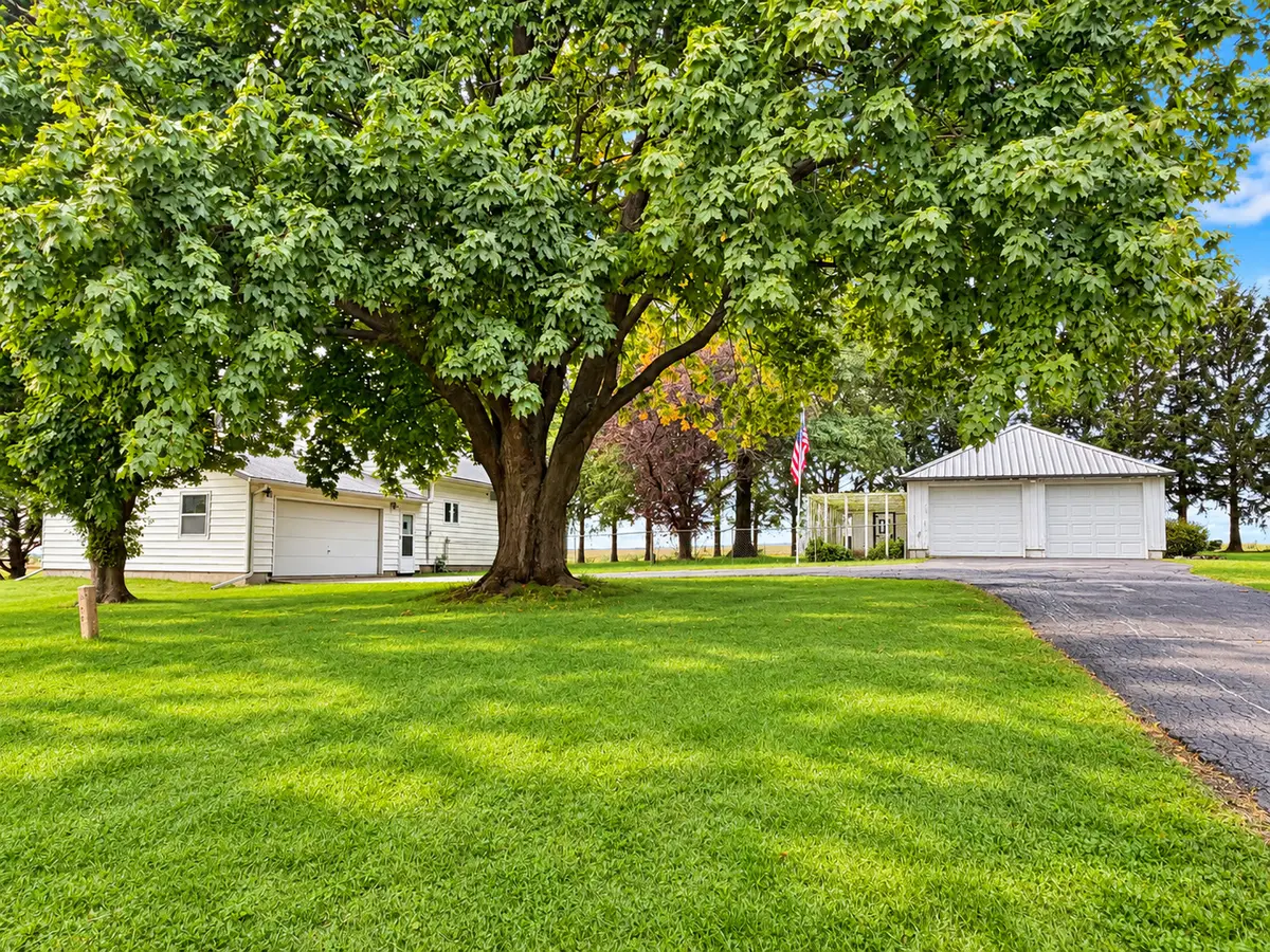 2622 S Bolton Road, Freeport, IL 61032 - #1