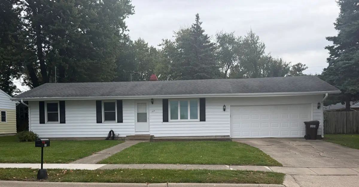 103 Gary Street, Rochelle, IL 61068 - #1