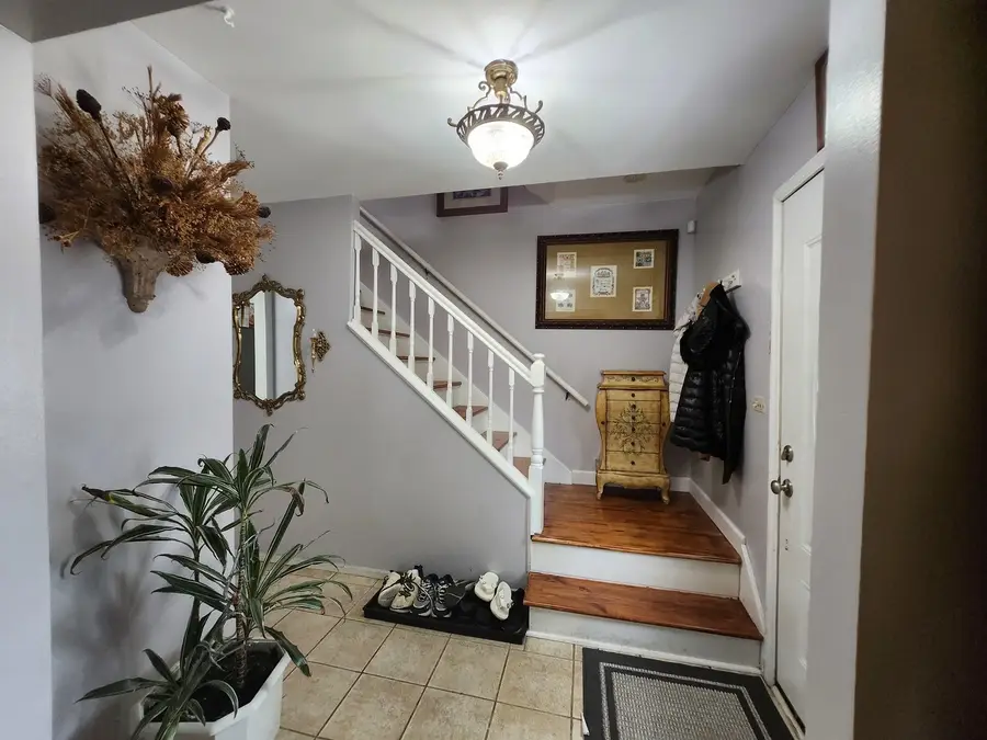 25 Emerson Drive, Schaumburg, IL 60194 - #3