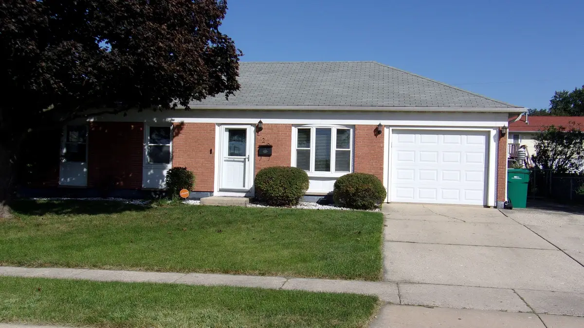 726 Newland Avenue, Romeoville, IL 60446 - #1