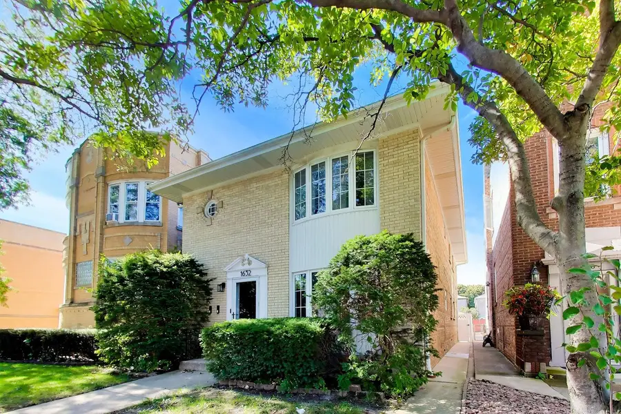 1632 Wesley Avenue, Berwyn, IL 60402 - #2